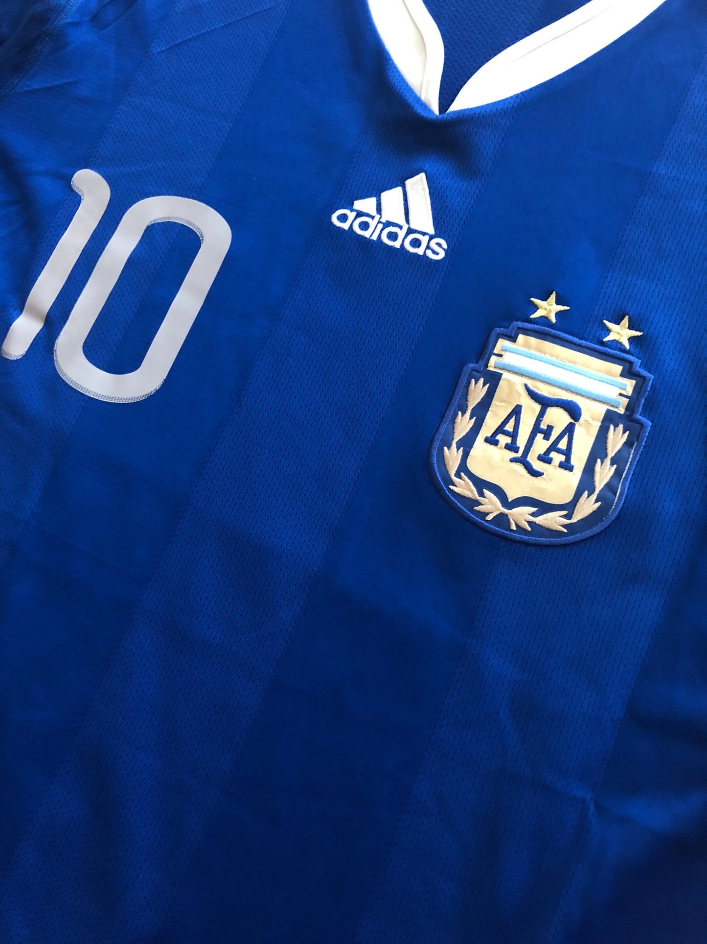 Argentina 2010/11 Away Shirt #10 Messi (Good)